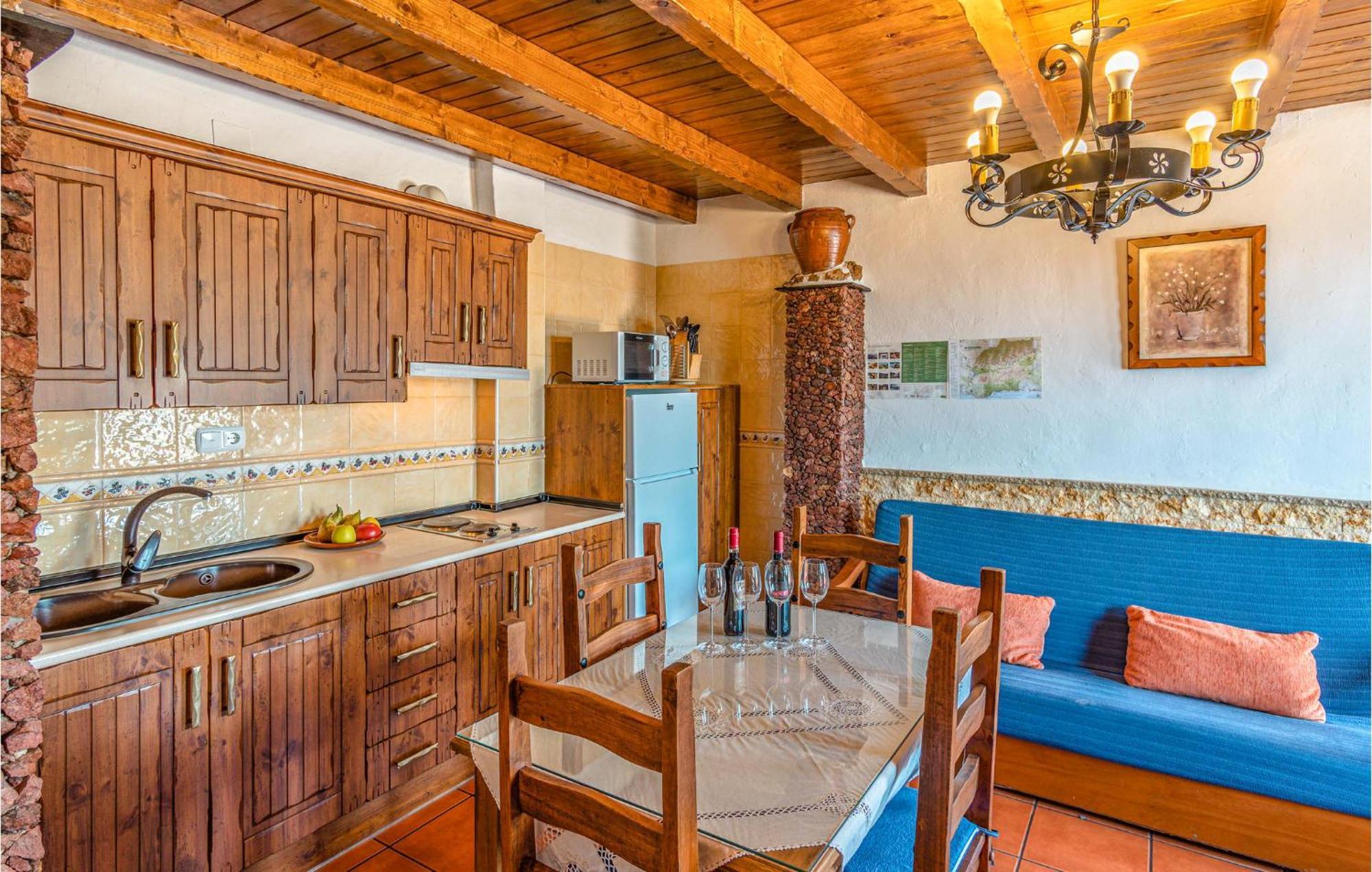 1 Bedroom Lovely Home In Mecina Bombaron Bagian luar foto